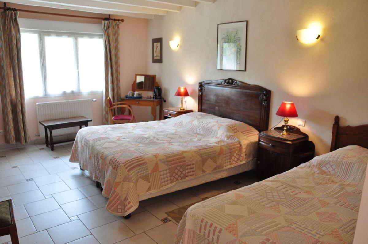 La Petite Tuilerie Hotel Villefranche-sur-Cher Room photo